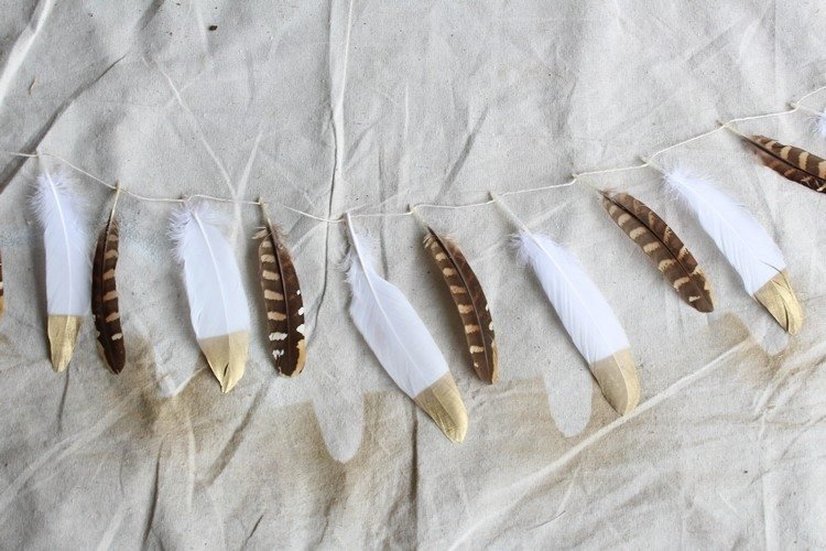 dekorácia-pierka-urob si sám-návod-girlanda-pierka-zlaté tipy