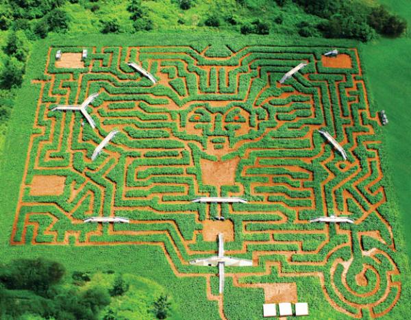 davis mega bludiská a labyrinty usa rôzne predmety