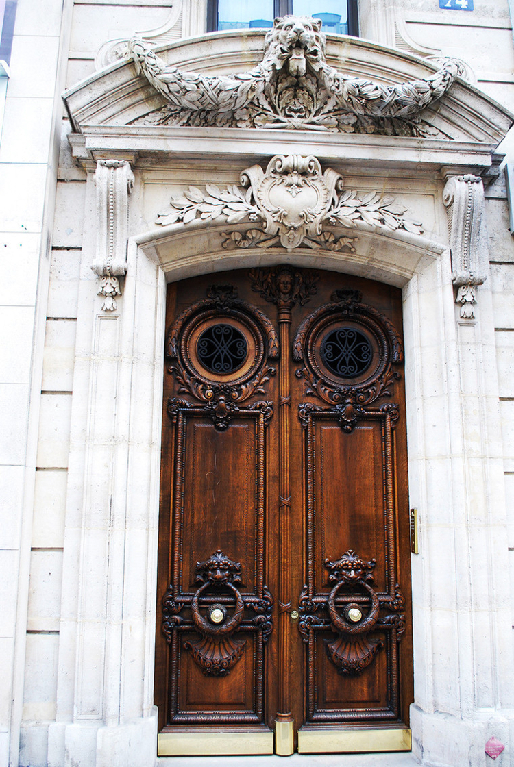 starožitné predné dvere secesné ozdoby masív