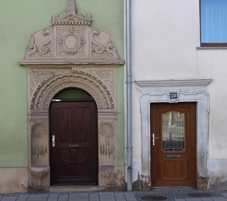 predné dvere z masívu secesia veľká malá fasáda