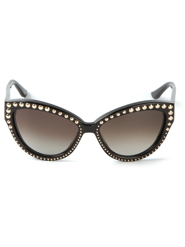 Slnečné okuliare Moschino so zlatými cvokmi Dizajnérske slnečné okuliare-nity-všetky-na-čierne-rámy na okuliare