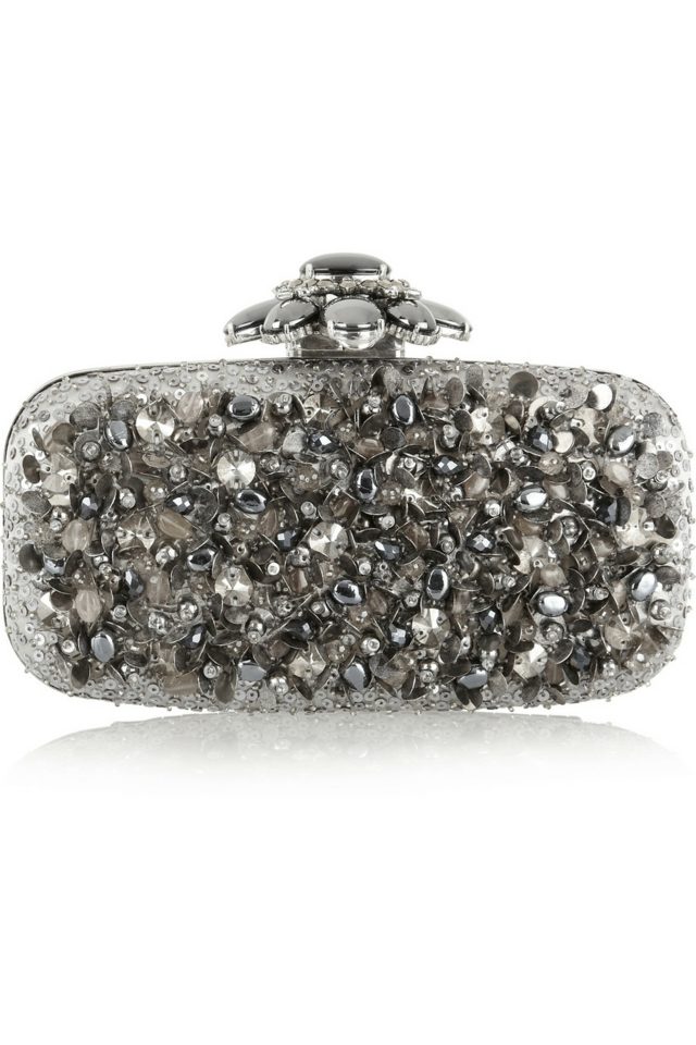 Látková spojka so striebornými a priehľadnými perlami vyšívanými OSCAR DE LA RENTA Taška pod sedadlo-dizajnér-taška-zdobená-strieborný lesk