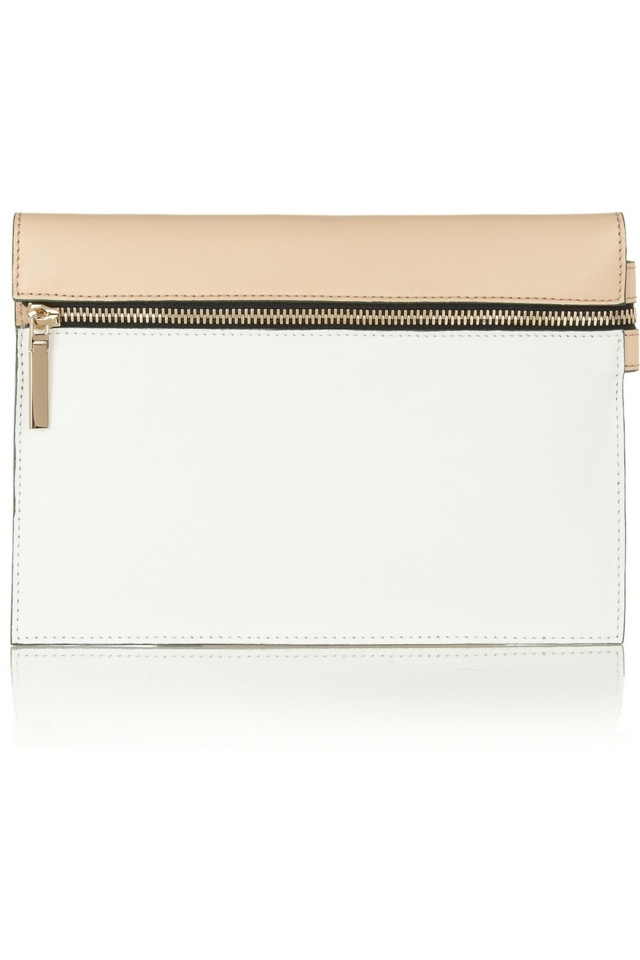 Béžovo biela kožená spojka od VICTORIA BECKHAM Peňaženka-vrecko-so zlatým zipsom