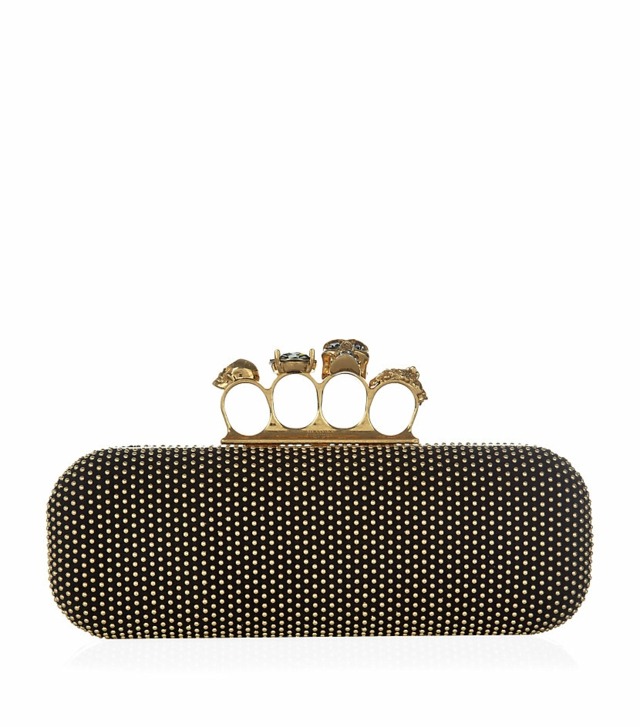 Spojková skrinka s nitmi čierna od Alexandra McQueena Kožená spojková taška s lebkou na štyri prsty