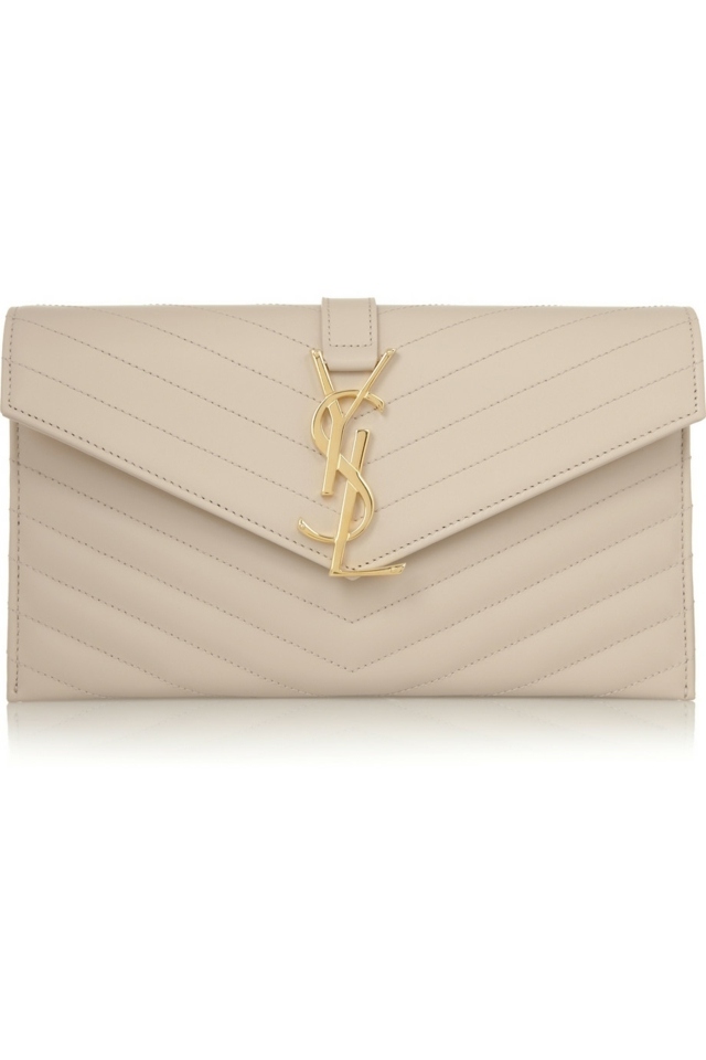 Kožená pochette s ozdobným prešívacím logom v zlatej SAINT LAURENT Krémovo biela spojková taška v tvare obálky