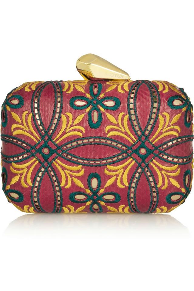 tmavočervená koža vyšívaná kvetmi KOTUR Kvetinový ornament-viacfarebný-kožený-spojkový box