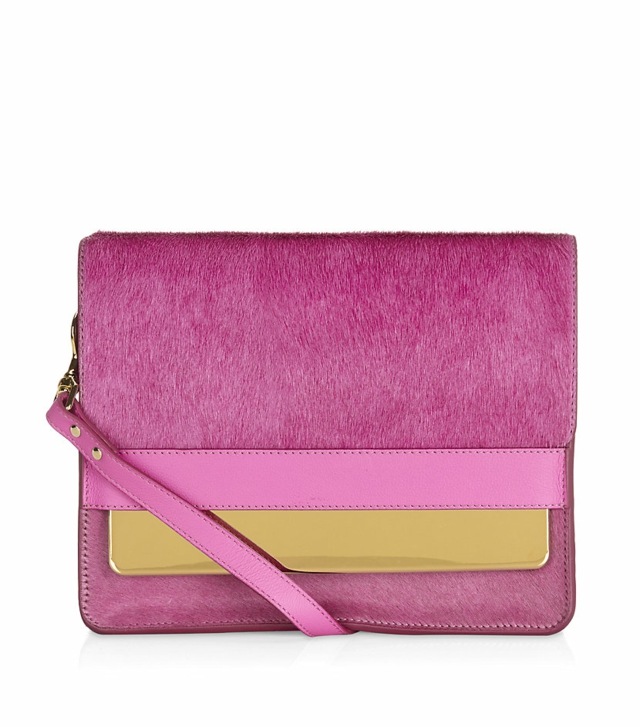 Ružová kožušinová spojka s klopou Sophie Hulme Látková spojka-ružová-farba-s-kožou