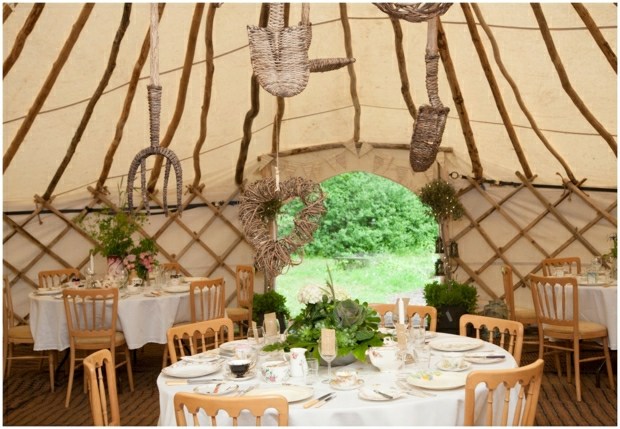 Párty stan vo vašej vlastnej záhrade rustikálna svadba oslavovať nápady dekorácie párty stan vidiecky štýl