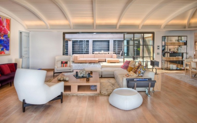 Obývacia izba nápady domova drevené palety nábytok pohovka Živé nápady drevené palety nábytok pohovka kreslo laminátová podlaha