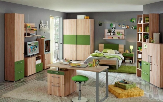 nápady-miestnosť pre deti-dyha-nábytok-laminát-podlaha-šedá stena