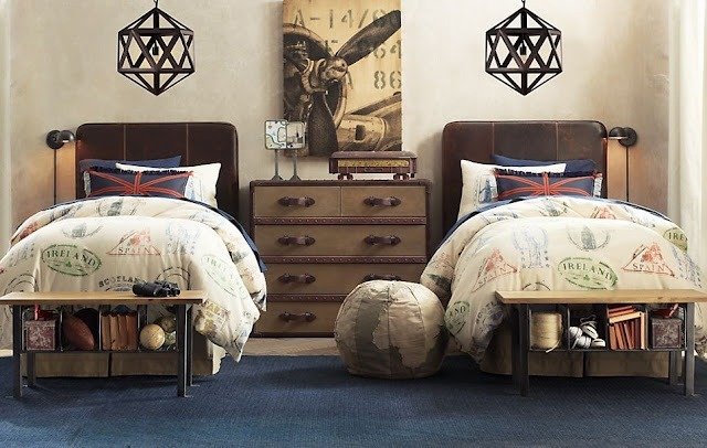 obývacia izba-nápady-dizajn-detská izba-závesné svietidlá-vankúše-vlajka-británie