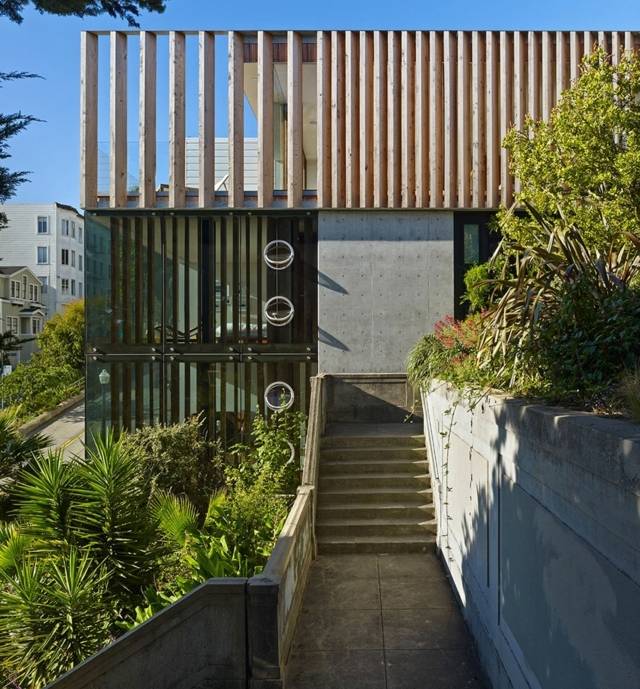 Vytvorte predzáhradkové rastliny s obrazovkami s nízkou úrovňou súkromia