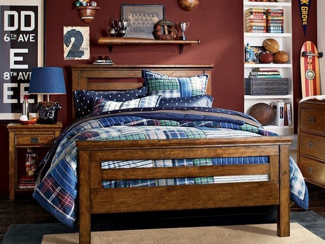 Predstavy-klasika-zariadenie-miestnosti-nábytku-nápady-chlapčenská izba-drevený policový systém