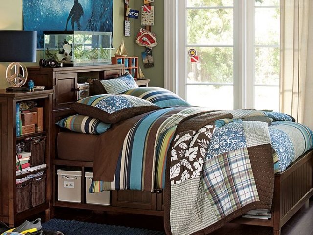 zásuvka s posteľou s posteľou-detská izba-námorná posteľná bielizeň-palmové listy