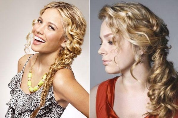 rozpustené vlasy-bokom nápady na styling ples-slávnostný vzhľad kučeravé vlasy-bokom nosiť stylingové nápady plesový vzhľad