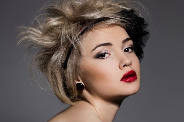 Doplnky do vlasov pre plesovo-extravagantné nápady na účesy nápady na vlasové doplnky prom trendy extravagantné vlasy
