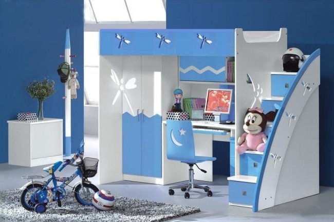 modrý biely detský bicykel nápady do obývačky detská izba pre mládež