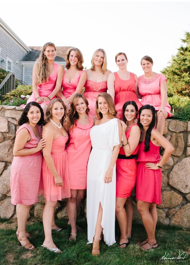 koralové farby šaty pre družičku obrázky modely rôzne koralové-farby-družičky-šaty-obrázky-modelky-rôzne