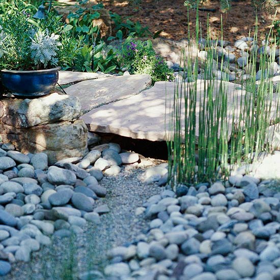 Pravidlá atraktívne terénne úpravy sušeného potoka