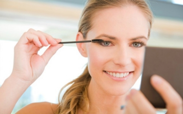 v zime naneste riasenku - tipy na líčenie očí