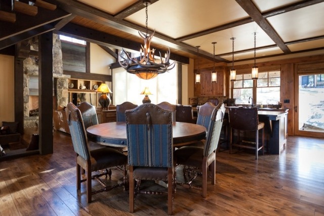 zariaďovanie chaty zariaďovanie nábytku z masívu