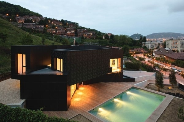 fasádne čierne nápady pre montované návrhy uas