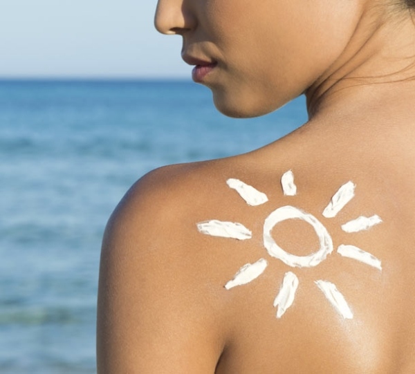 správne použitie-opaľovací krém-tip na starostlivosť