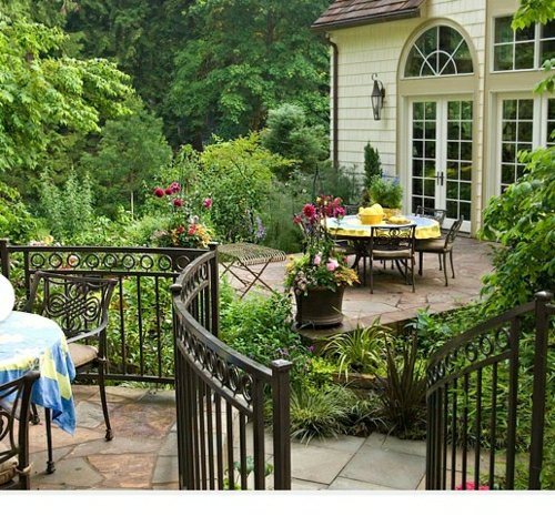 Nápady na záhradný nábytok z kovaného železa