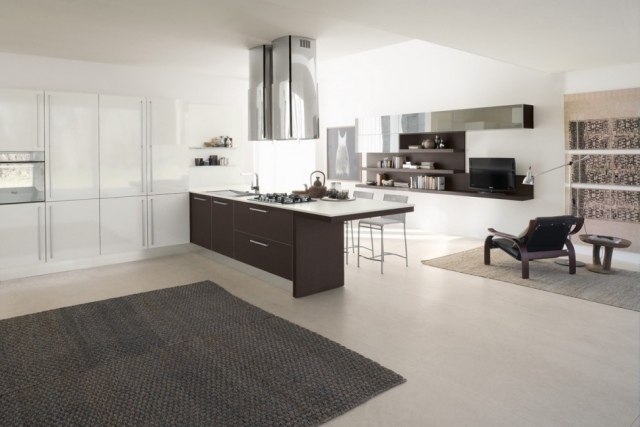 Navrhnite odkladacie prvky odsávača pár z nerezovej ocele vo varnej zóne