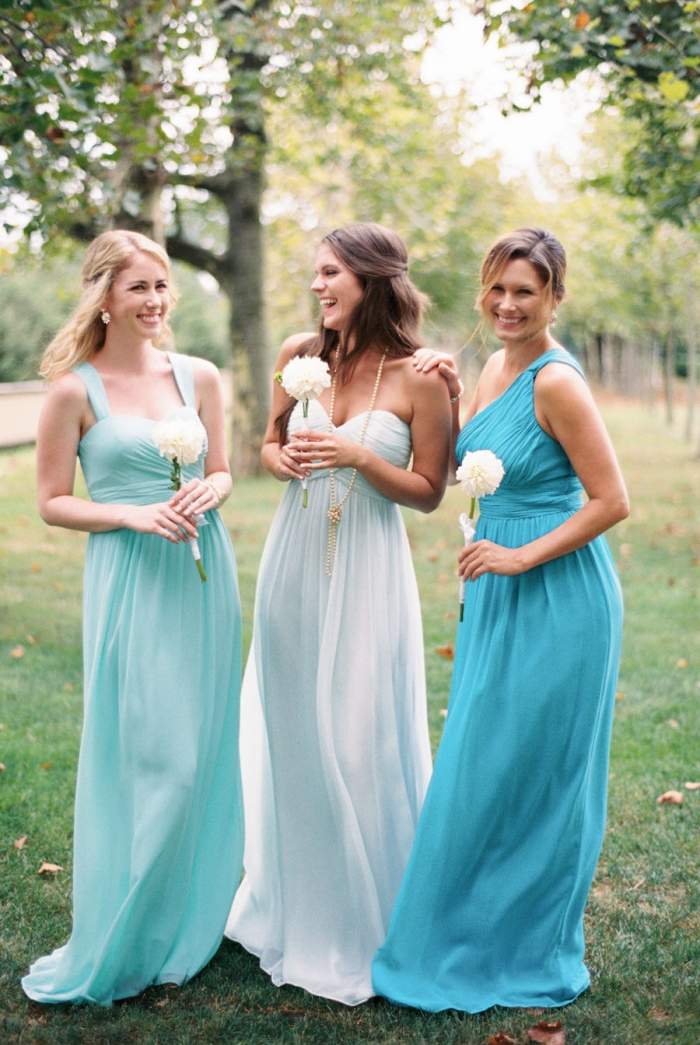 Slúžka-šaty-družičky-šaty-dlhé-široký strih