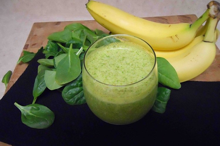 detoxikačné recepty-smoothie-zelený-špenát-banán