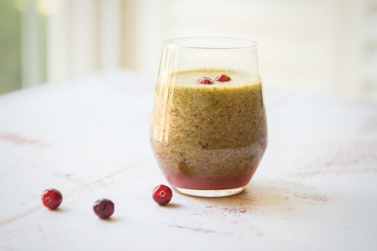 detox-recepty-smoothie-zelené-brusnice