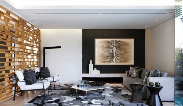 rustikálne nápady na zdobenie obývačky obrázky obrazy delič miestnosti na drevo nastaviť nápady obrázky drevo rozdeľovač miestnosti sivý koberec dekoratívne vankúše