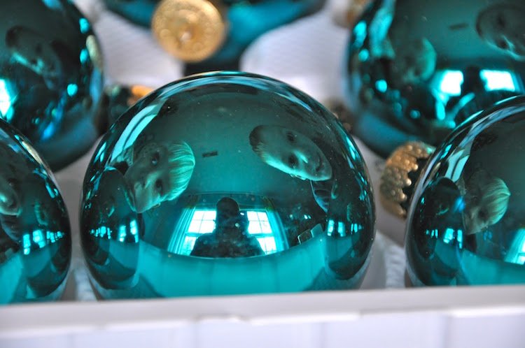 remeslo-nápady-vianočný drotár-deti-návod-vianočné gule-ozdobiť