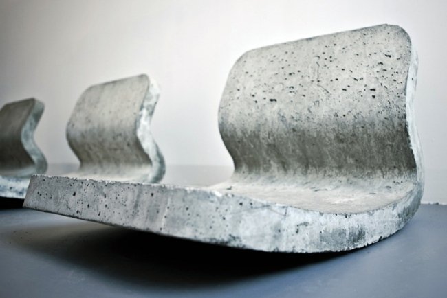 hojdacia stolička dizajn betón metrofarma unikátna estetika hojdacie kreslo betón metrofarma unikátna estetika