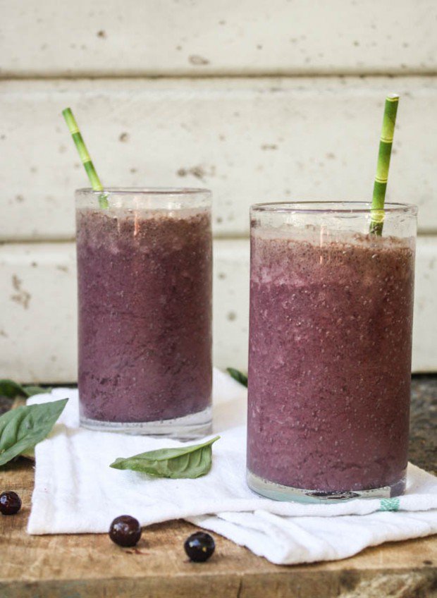 detoxikačné smoothie recepty smoothie z čučoriedkovej bazalky