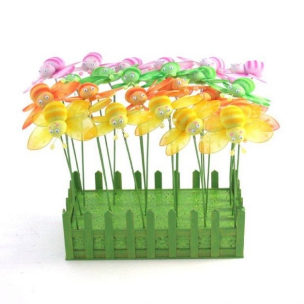 aranžmán jarných dekorácií a veľkonočných dekorácií