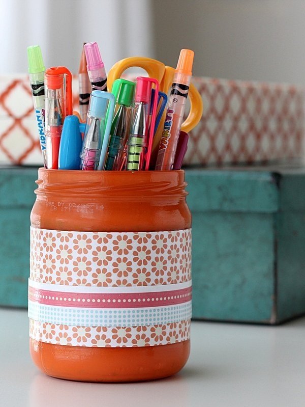easy-diy-projects-decoupage-technology-jam-jar-pencil-holder
