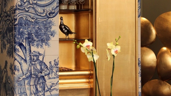 Ručne vyrobený dizajn nábytku Ručne maľované ozdobne zdobené keramické dlaždice Ručne vyrábaný nábytok Ručne maľovaný ozdobný predný panel z keramickej dlažby