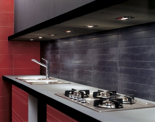 kuchynská dlažba-Ceramica-Fioranese-Colorlab-červeno-čierna