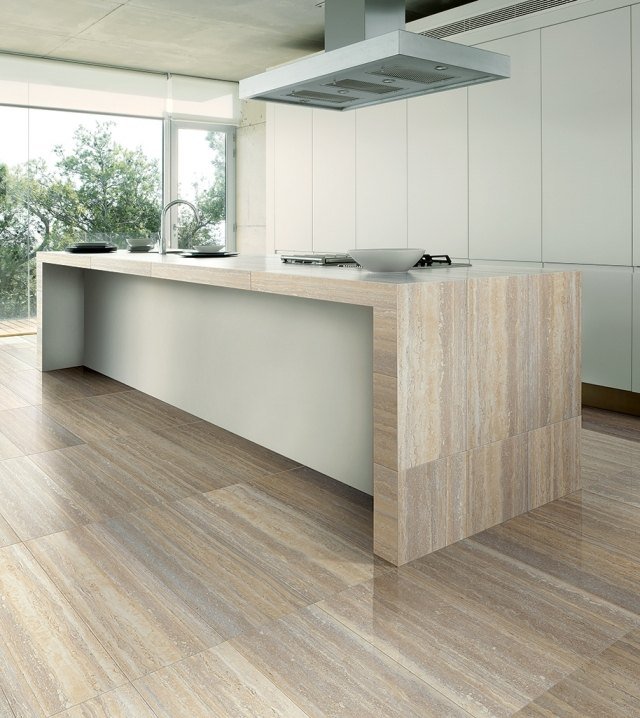 porcelánová kamenina dlažba kuchyňa-travertín-kameň-vzhľad-ostrov-obklad