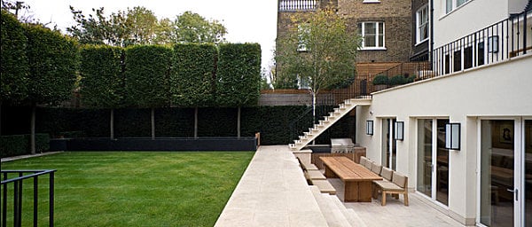 moderné nádvorie zeleného domu, španielsky vyzerajúce nápady na dekoráciu, štýlové trendové zelené nádvorie v prírode, španielsky vyzerajúce varianty deco účinné