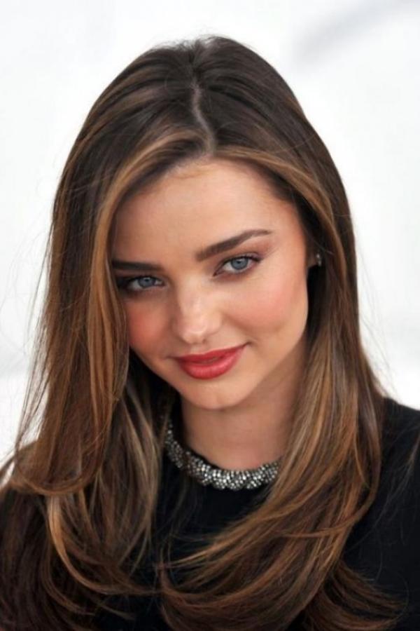 14-sexy-letné-účesy-nápady-na dlhé vlasy