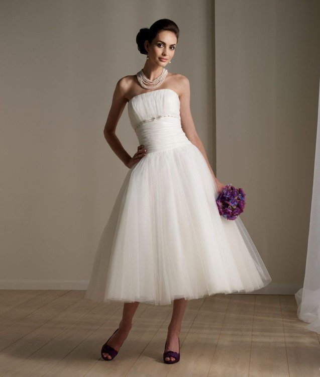 Stredne dlhá, tylová sukňa, veľmi elegantne vypracovaná tyl-jednoduché-šaty-nevesta-stredne dlhé