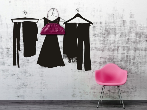 Vešiak na stenu s dizajnom steny na chodbe