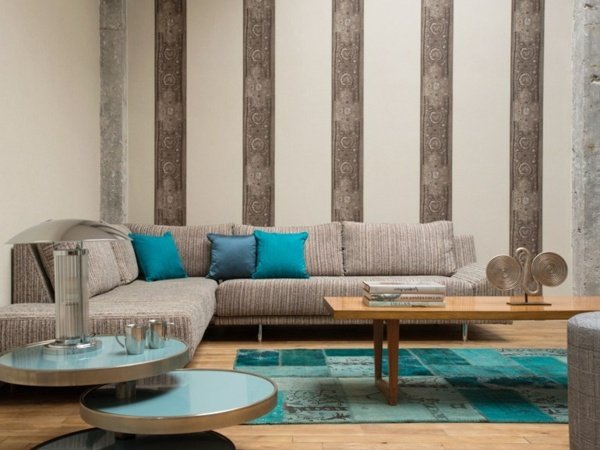 moderná obývacia izba modré akcenty deco trendy 2013 moderný obývačka čalúnený nábytok béžovo hnedé trendy 2013