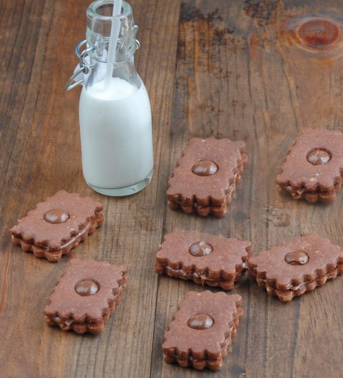 vianočné recepty-kakaové sušienky-s-tekutou-čokoládovou plnkou-Nutella