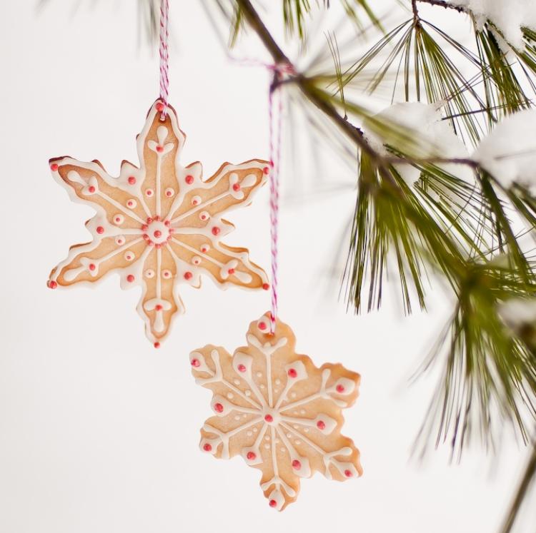 Vianočné sušienky-sušienky-recepty-snehová vločka-jedľa-ozdoby na stromček