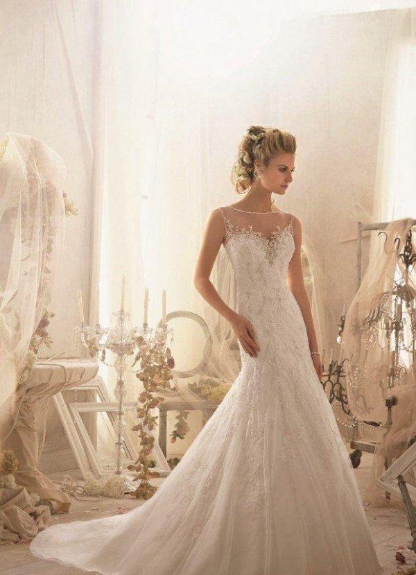 S týmito šatami sa stanete princeznou plesu nenávisť-výstrih-čipky-šaty-nevesta