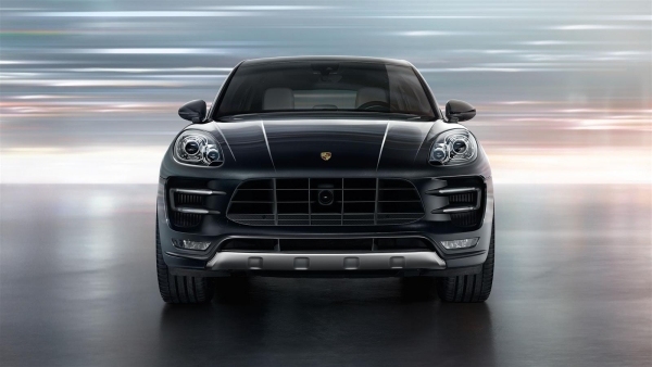 2015 benzínový motor porsche macan turbo čierny